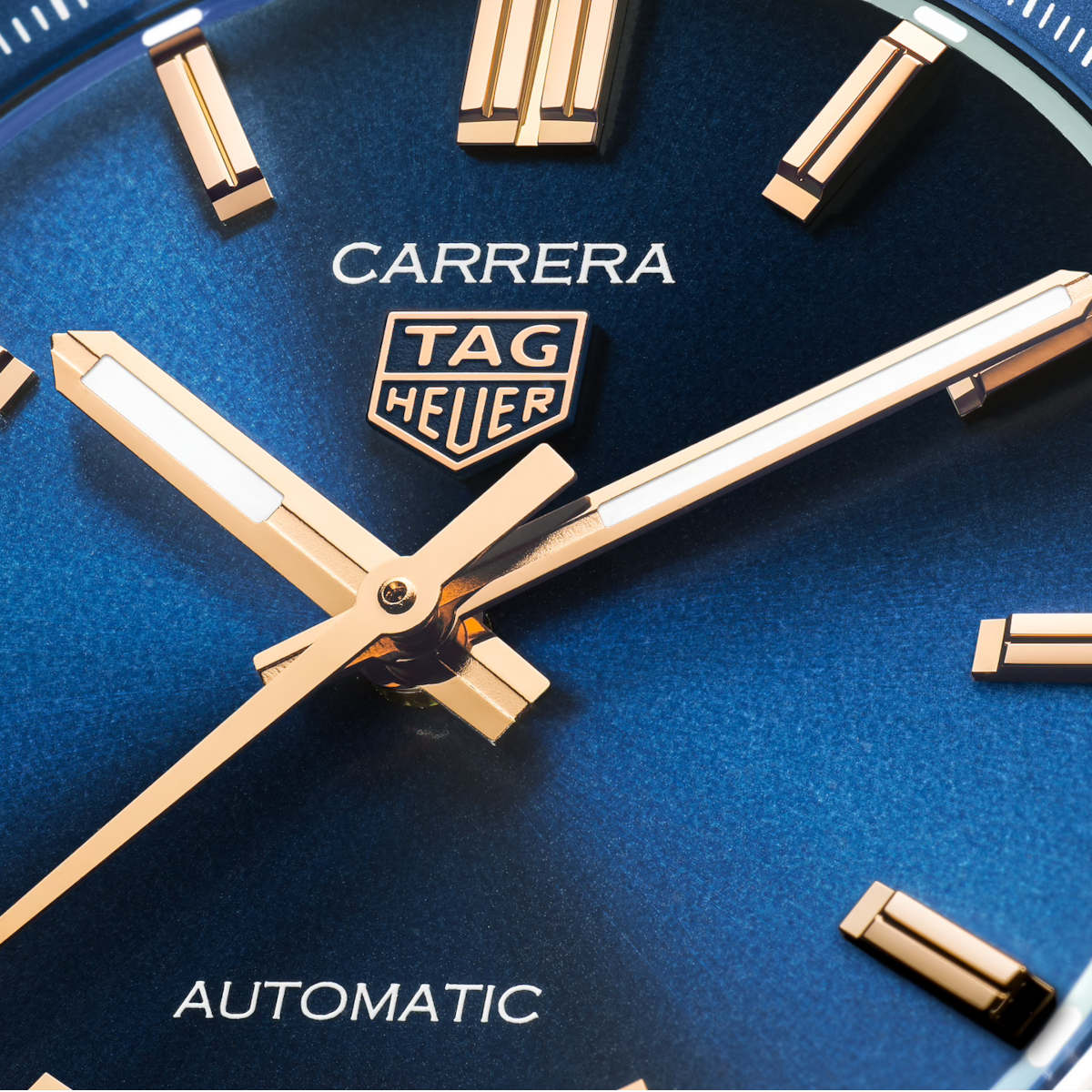 TAG HEUER Carrera Date Produktbild main 1