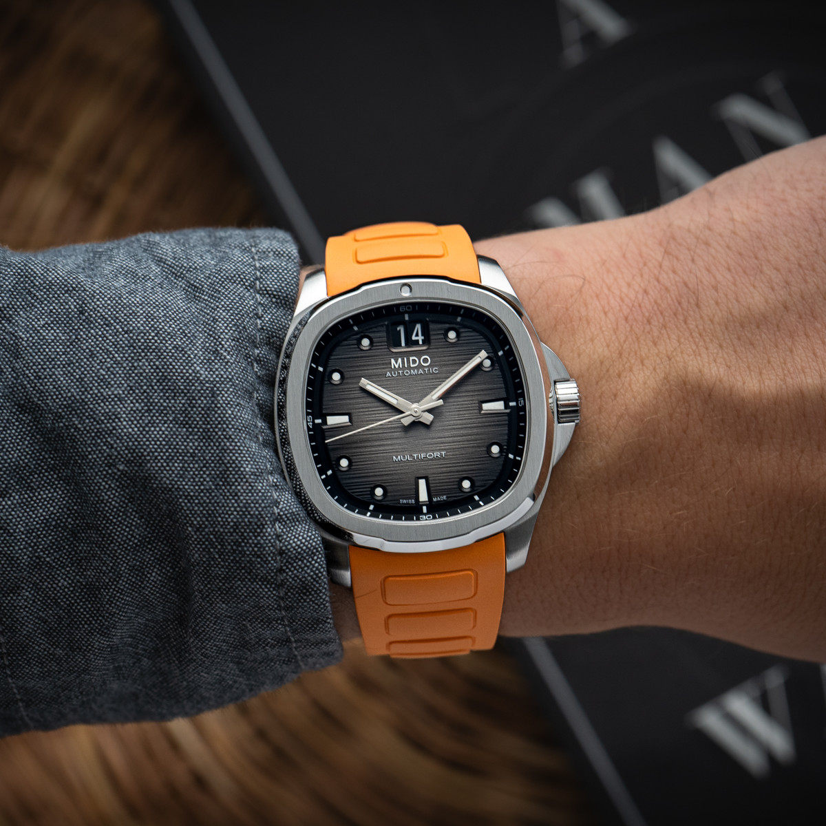 Mido Multifort TV Big Date Produktbild main 2