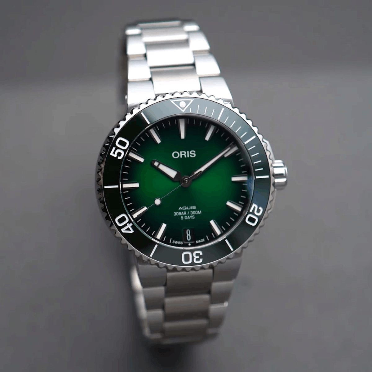 Oris Aquis Date Calibre 400 41,5 CPO Produktbild main 4