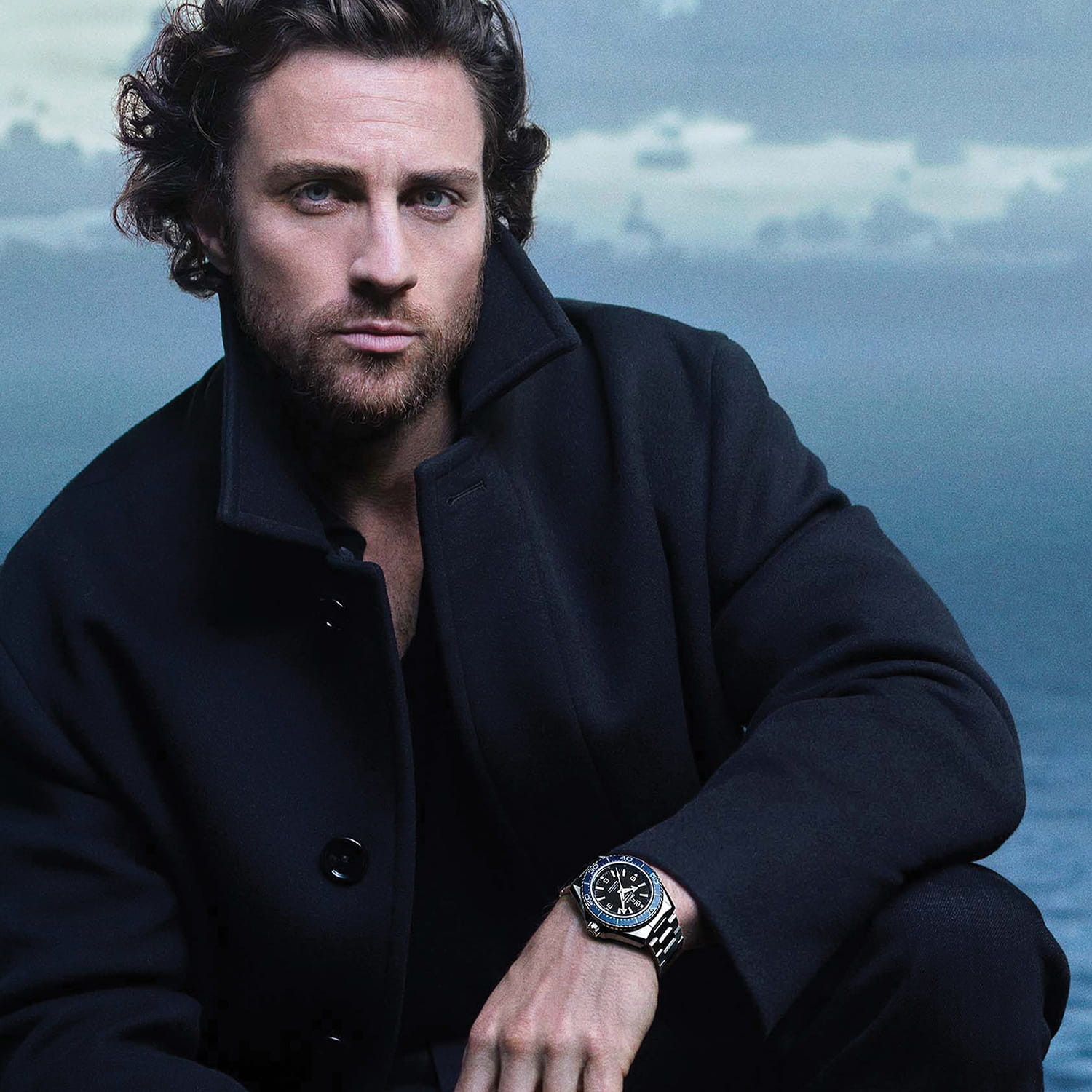 OMEGA Planet Ocean 600M Produktbild main 9