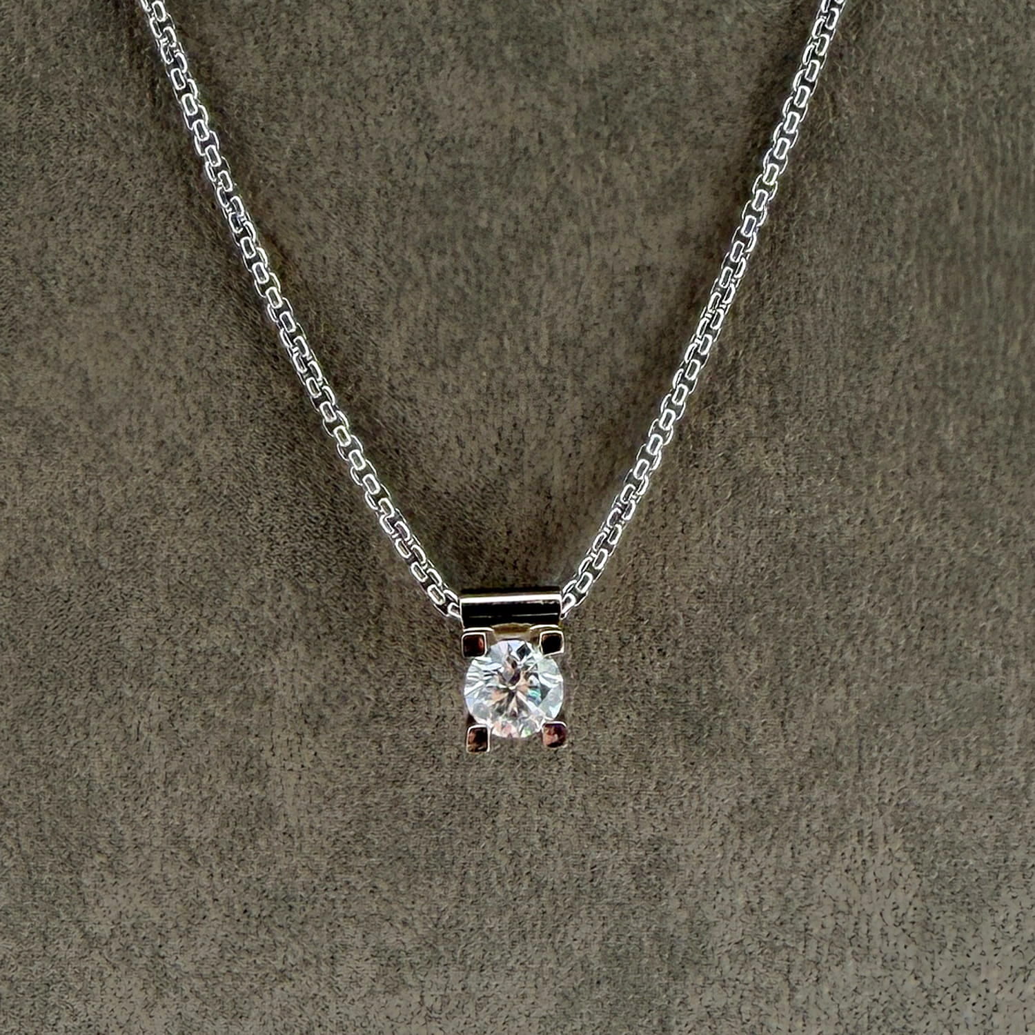 ALTHERR Manufaktur Amare Collier Weißgold 750 0,35 ct. – 42 cm Produktbild main 1