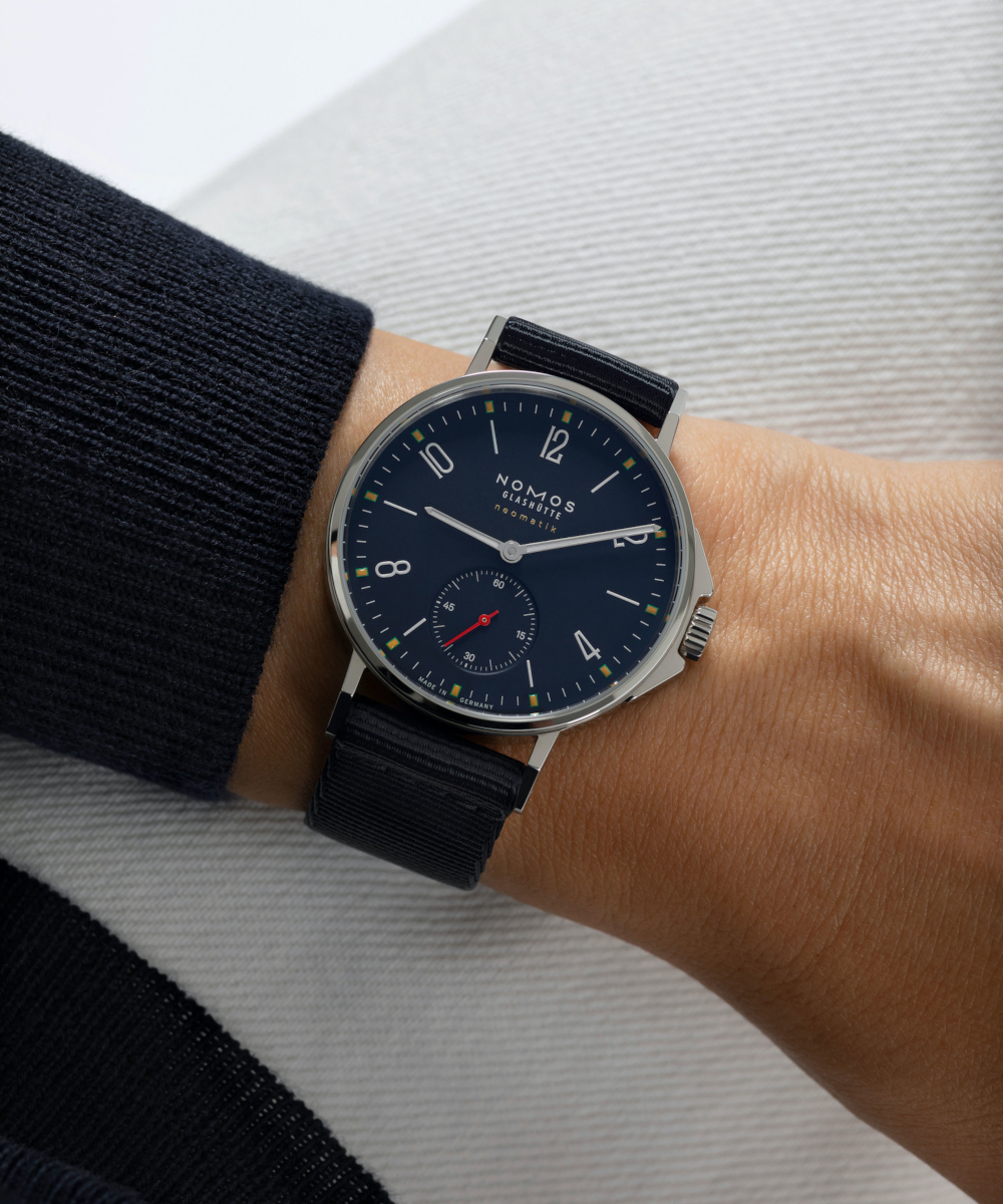NOMOS Glashütte Ahoi Neomatik Atlantik Produktbild main 4