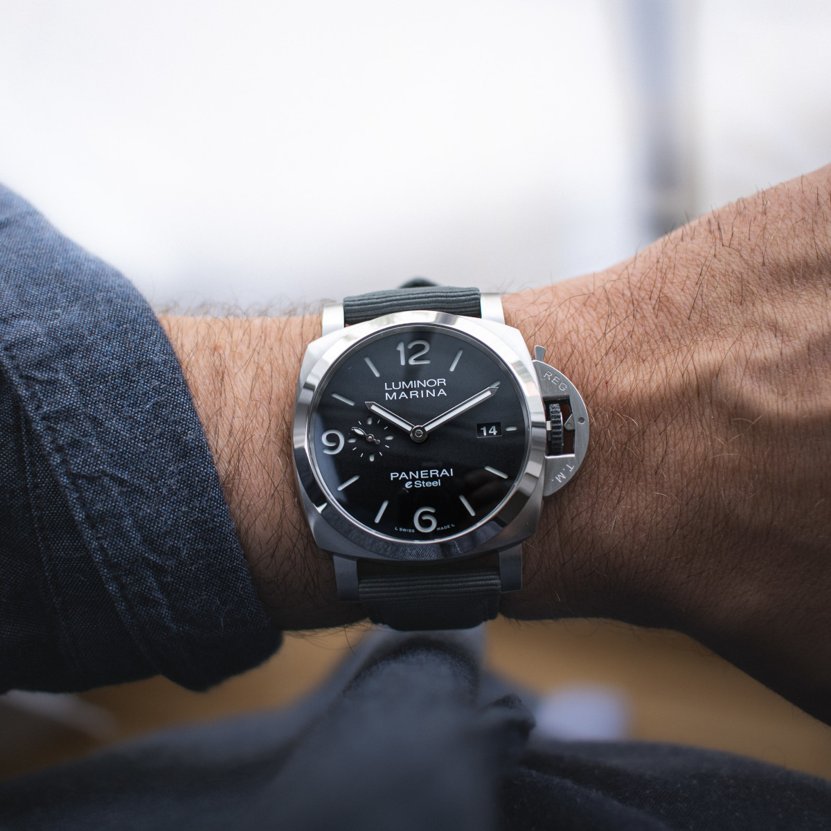 Panerai Luminor Marina ESteel™ Grigio Roccia Produktbild main 3