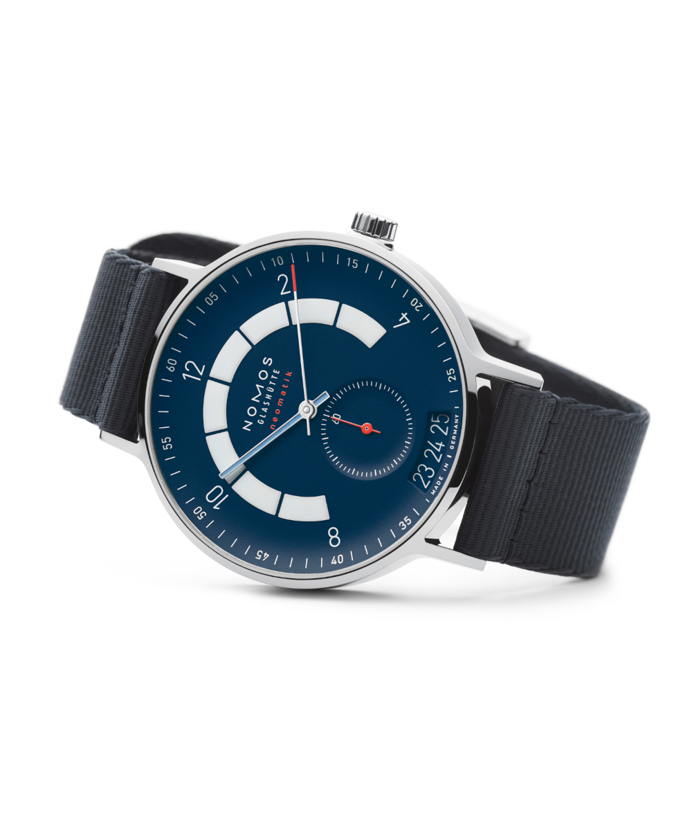 NOMOS Glashütte Autobahn neomatik 41 Datum nachtblau Produktbild main 1