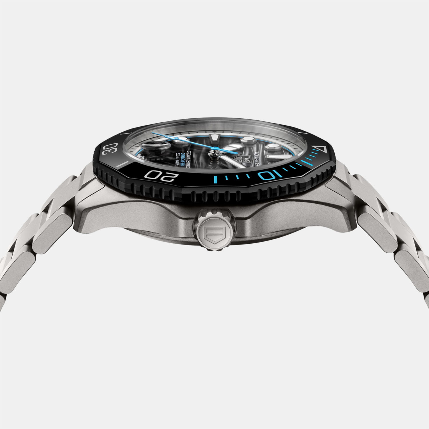 TAG Heuer Aquaracer Professional 500 Date Produktbild main 1