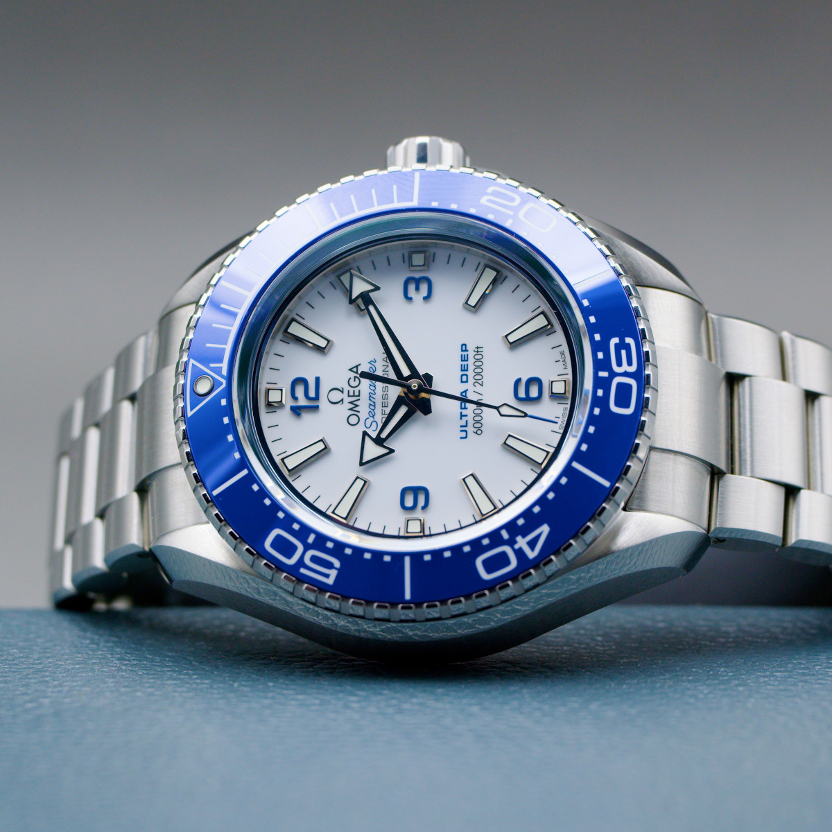 OMEGA Seamaster Planet Ocean Ultra Deep 45,5 Produktbild main 3