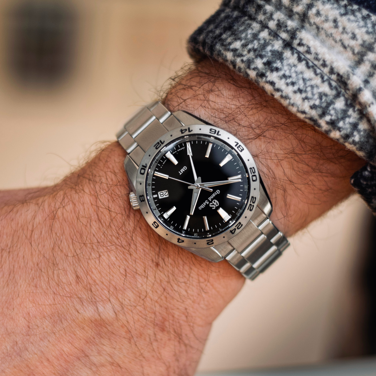 Grand Seiko Sport Quartz GMT Produktbild main 3