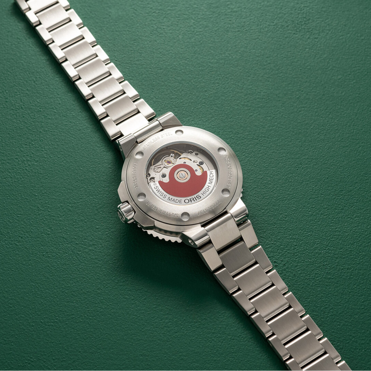 Oris Aquis Date 36.5 Produktbild main 3