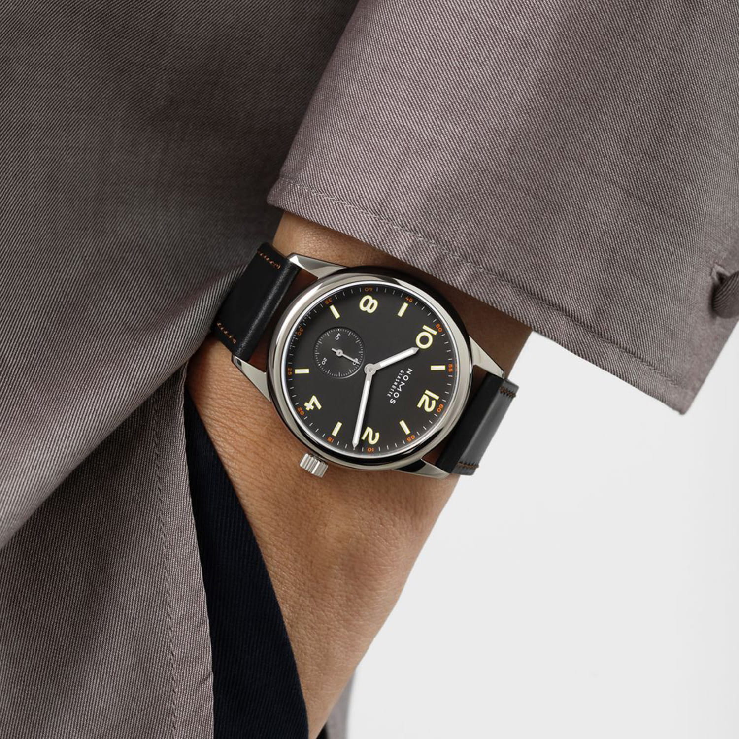 NOMOS Glashütte Club 38 Ruthenium Produktbild main 6