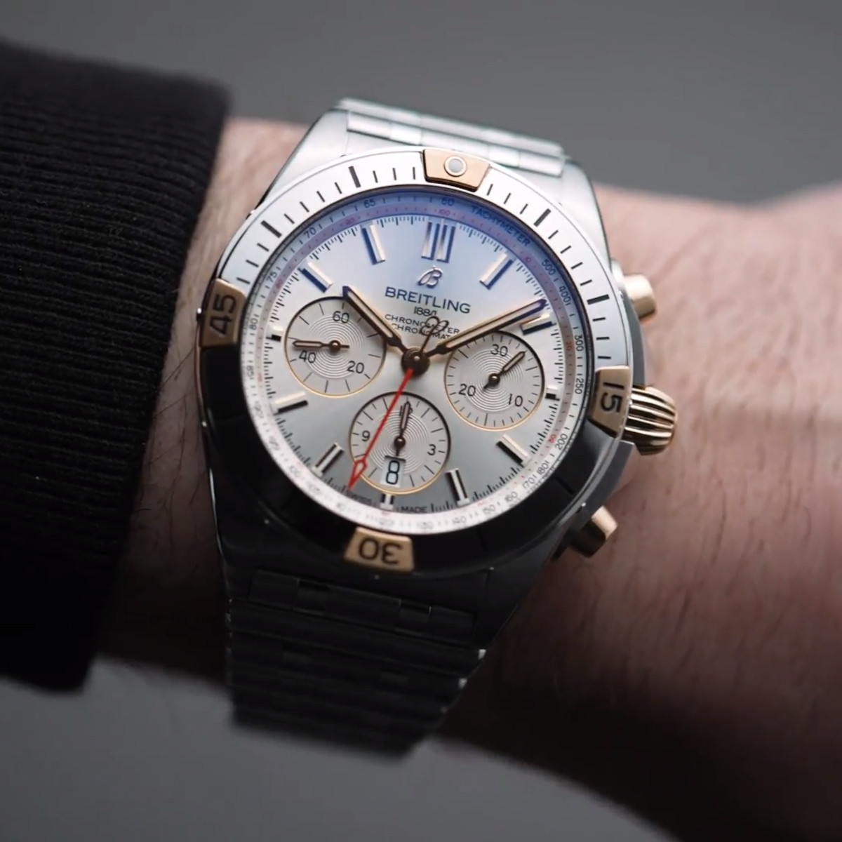 Breitling Chronomat B01 42 Produktbild main 1