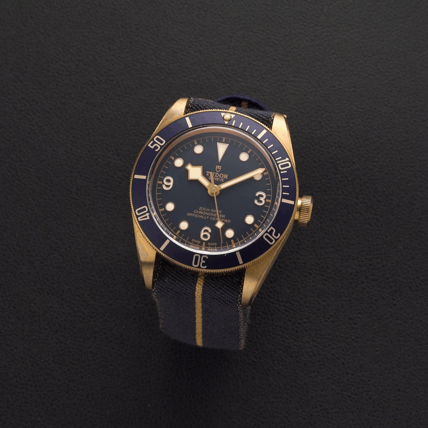 TUDOR Black Bay Bronze CPO Produktbild main 0