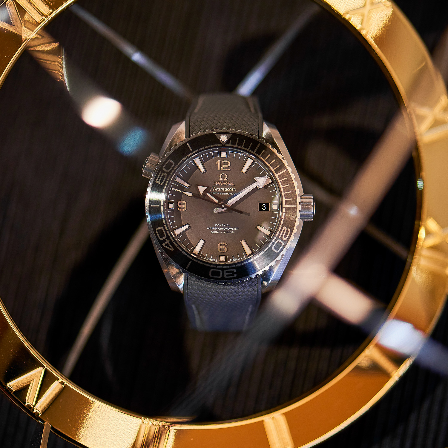 OMEGA Seamaster Planet Ocean 600M CPO Produktbild main 3