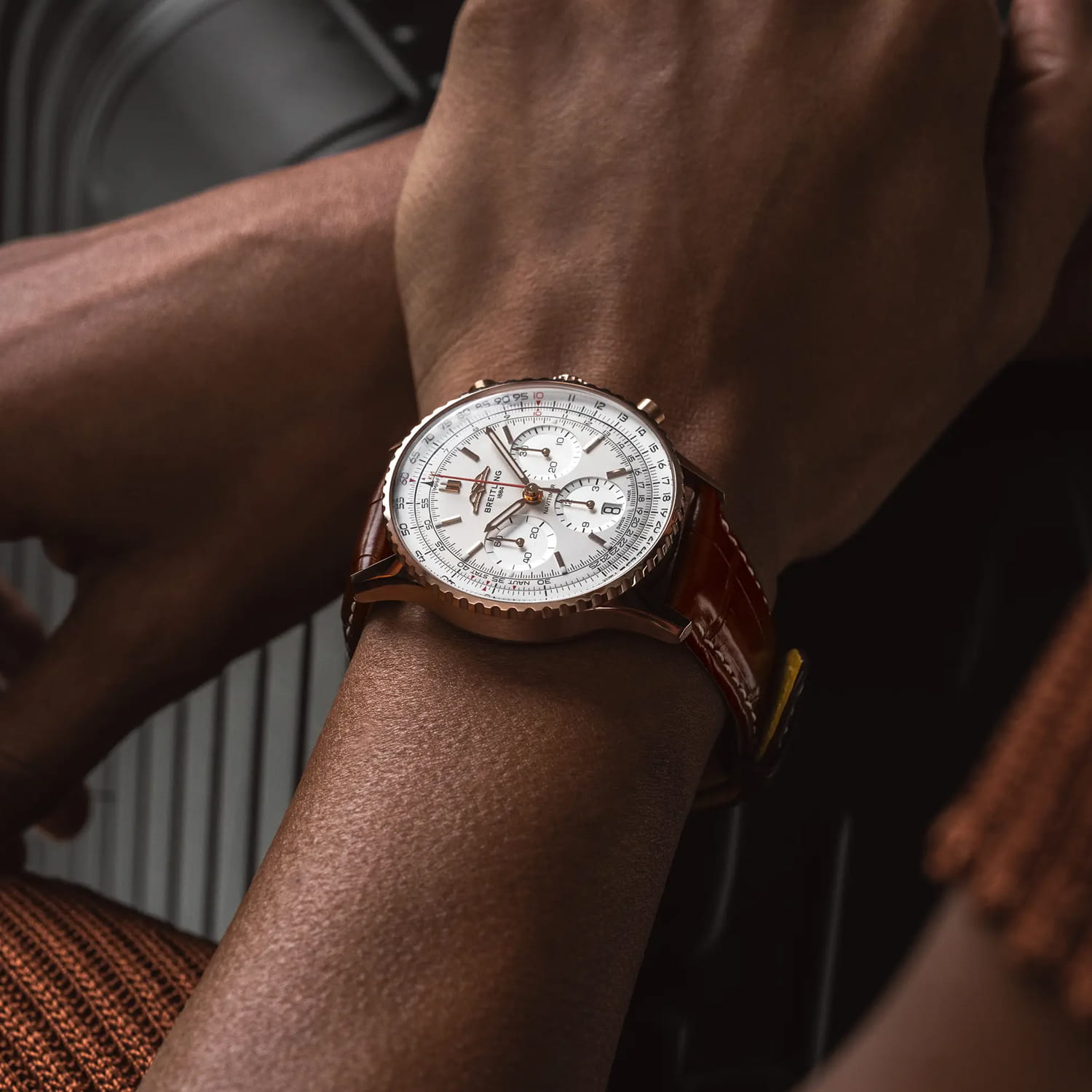 Breitling Navitimer B01 Chronograph 41 Produktbild main 5