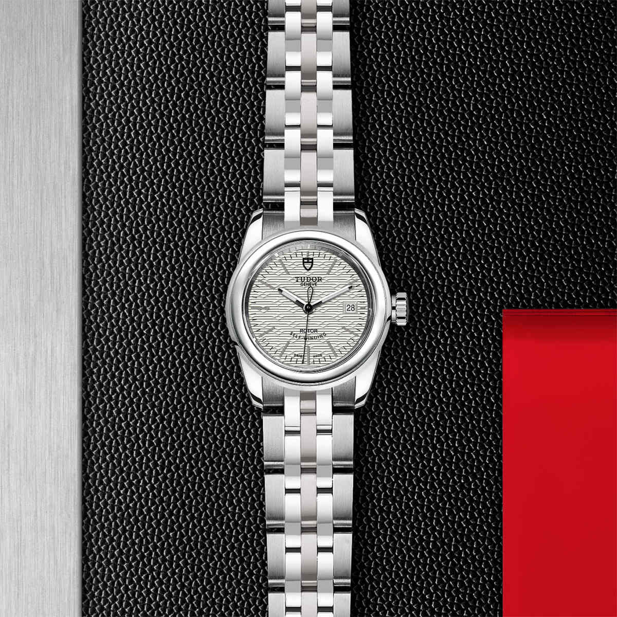 TUDOR Glamour Date 26 Produktbild main 1