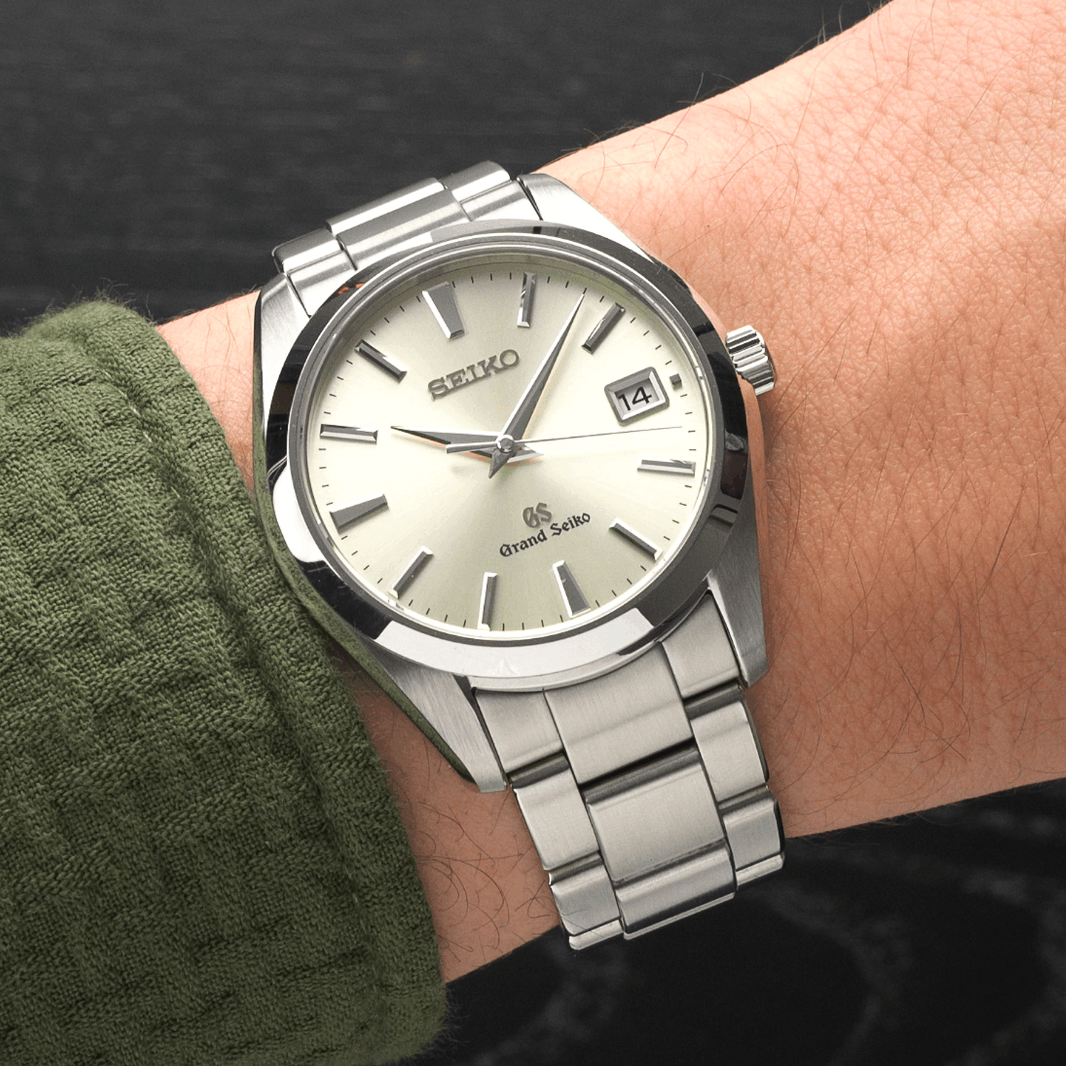 Grand Seiko SBGV021 9F Quartz CPO Produktbild main 4
