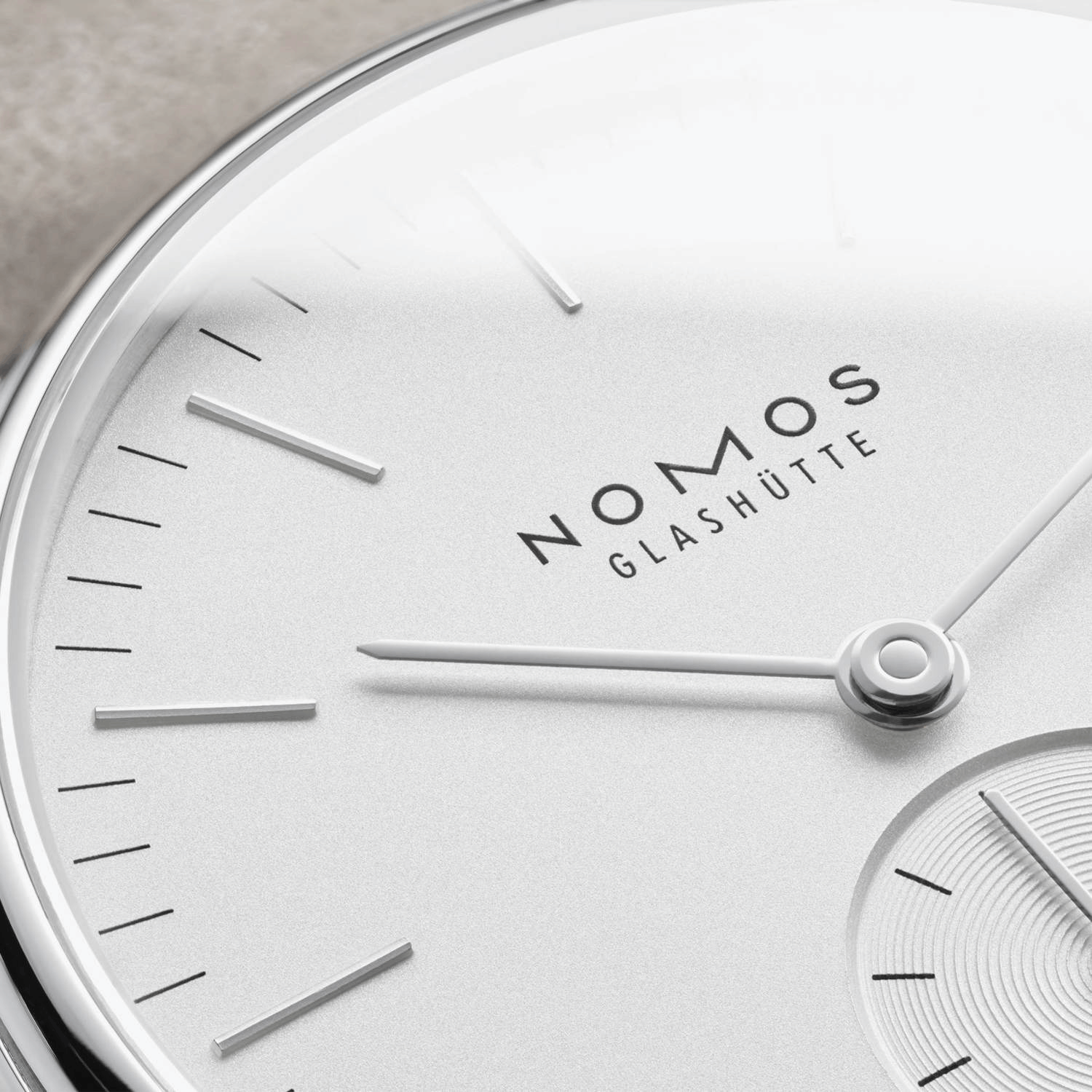 NOMOS Glashütte Orion 33 weiß Produktbild main 3