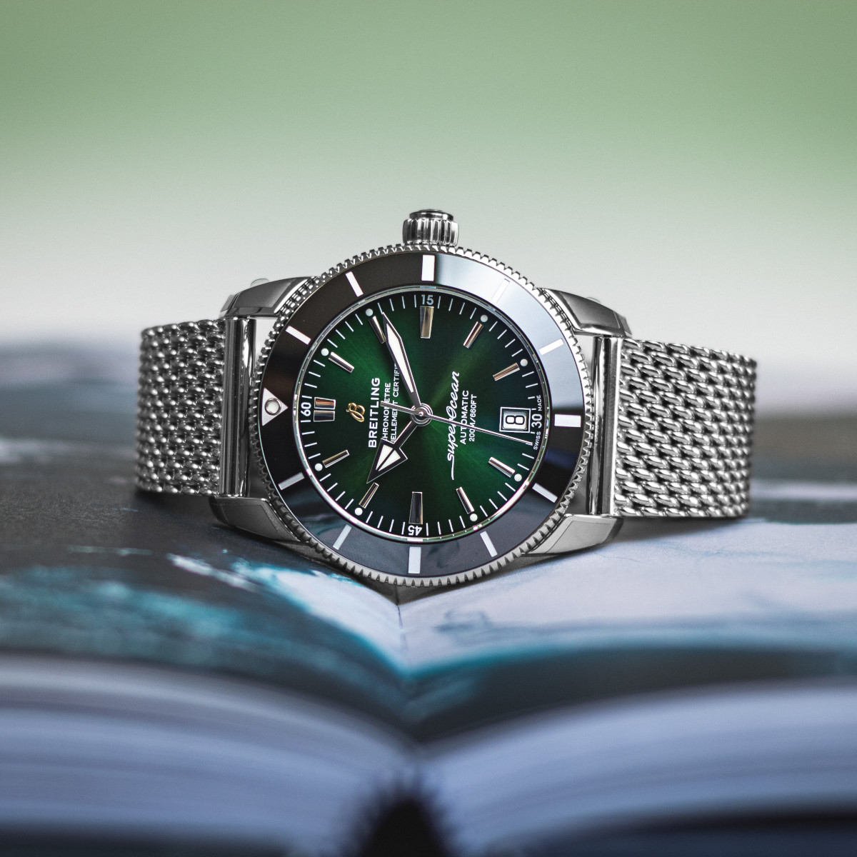 Breitling Superocean Heritage B20 Automatic 42 Produktbild main 3