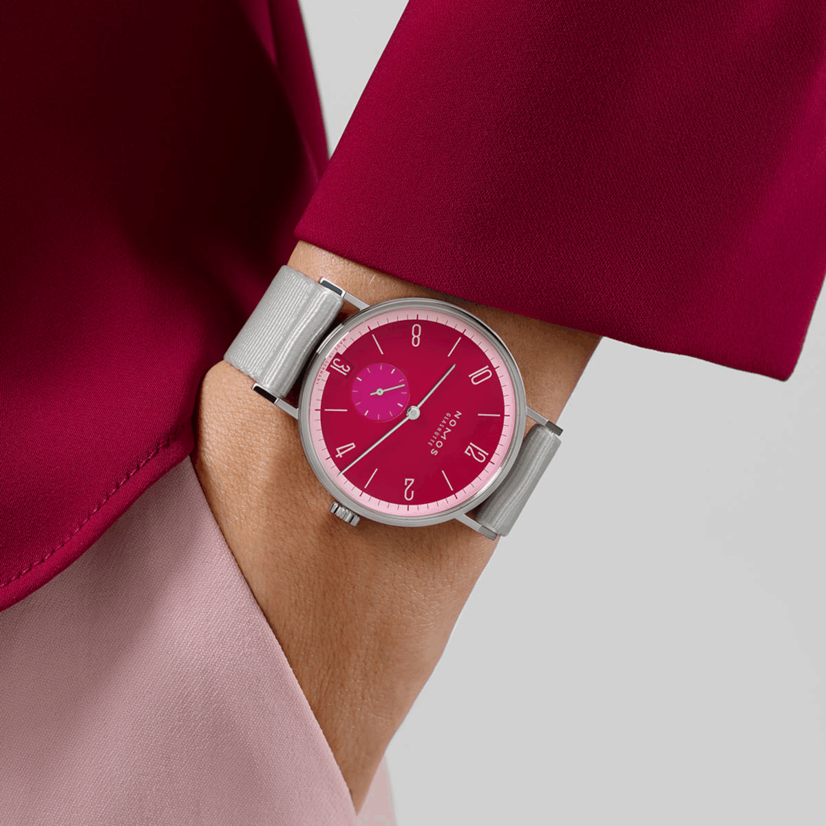 NOMOS Glashütte Tangente 38 Datum Chili Produktbild main 2