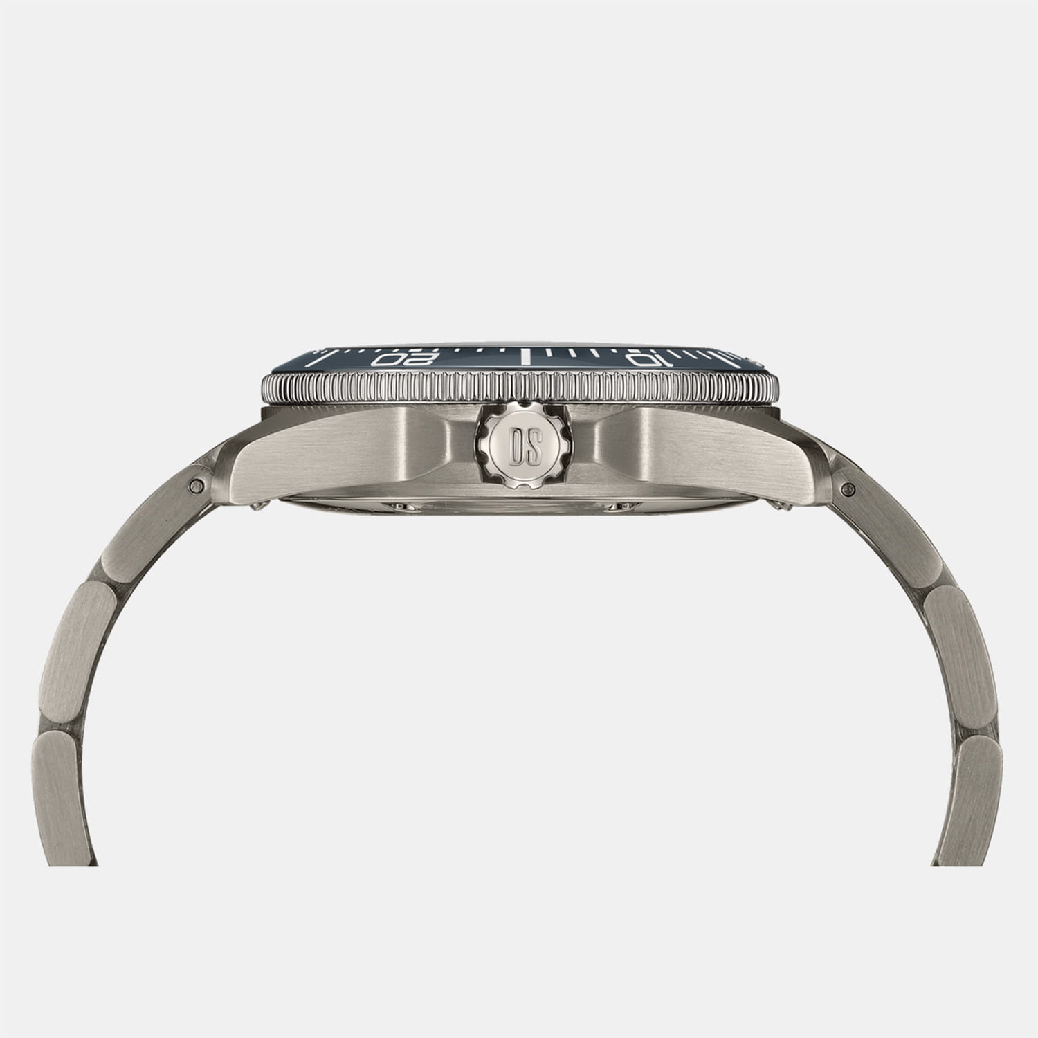 Certina DS Action Diver 38mm Titanium Produktbild main 4
