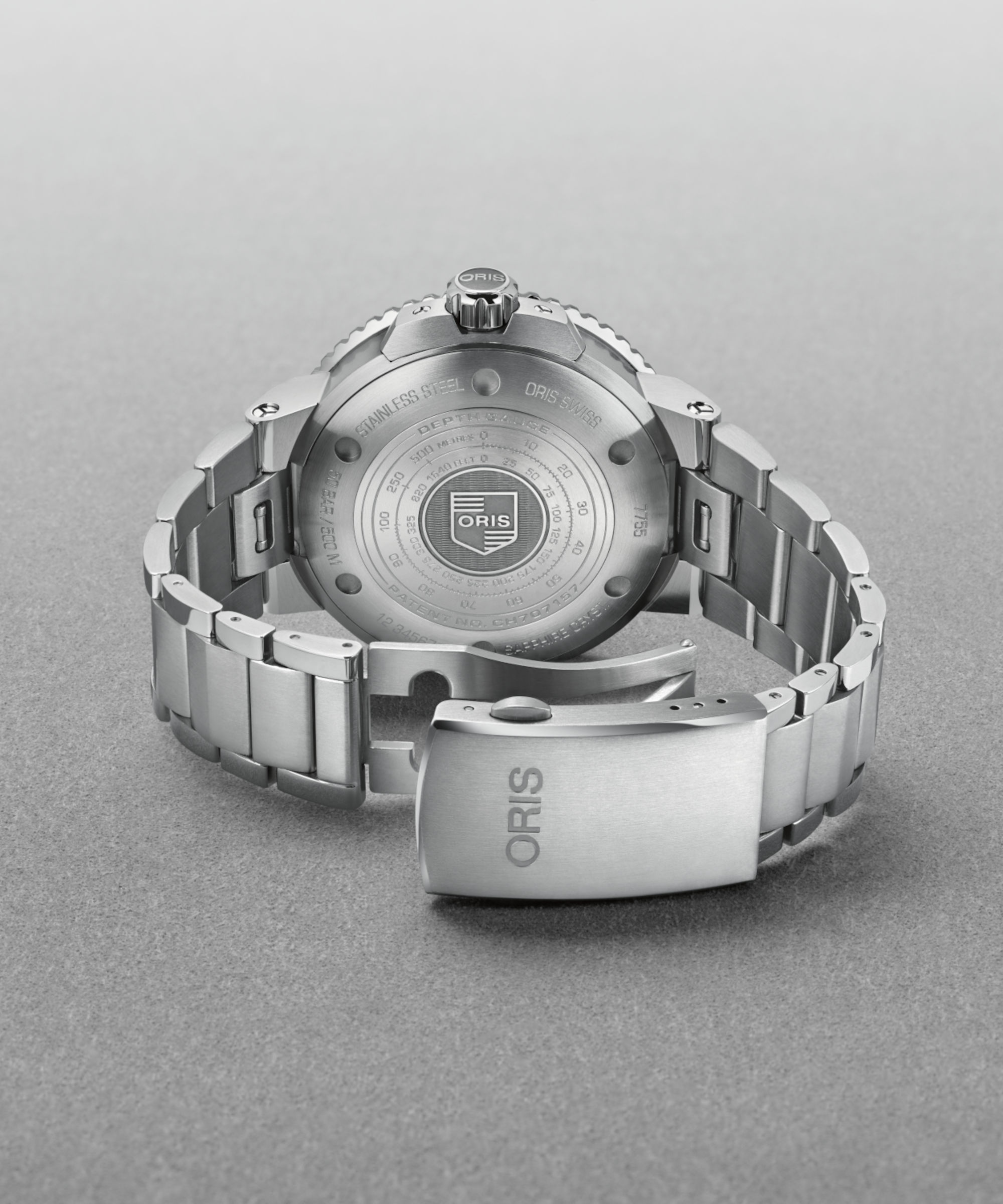 Oris Aquis Depth Gauge Produktbild main 2