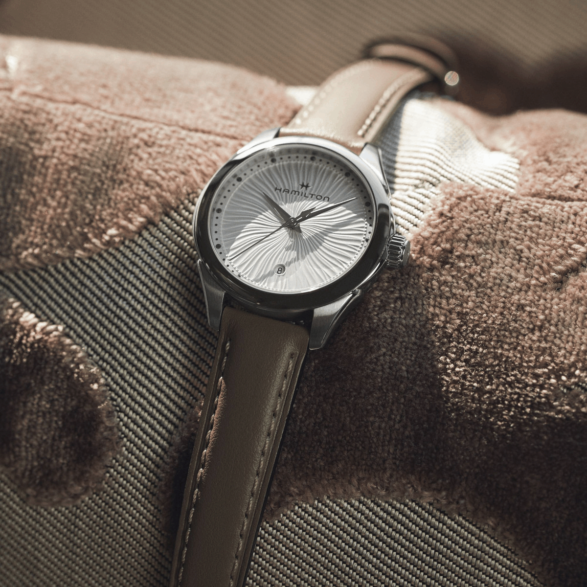 Hamilton Jazzmaster Lady Quartz 30mm Produktbild main 1