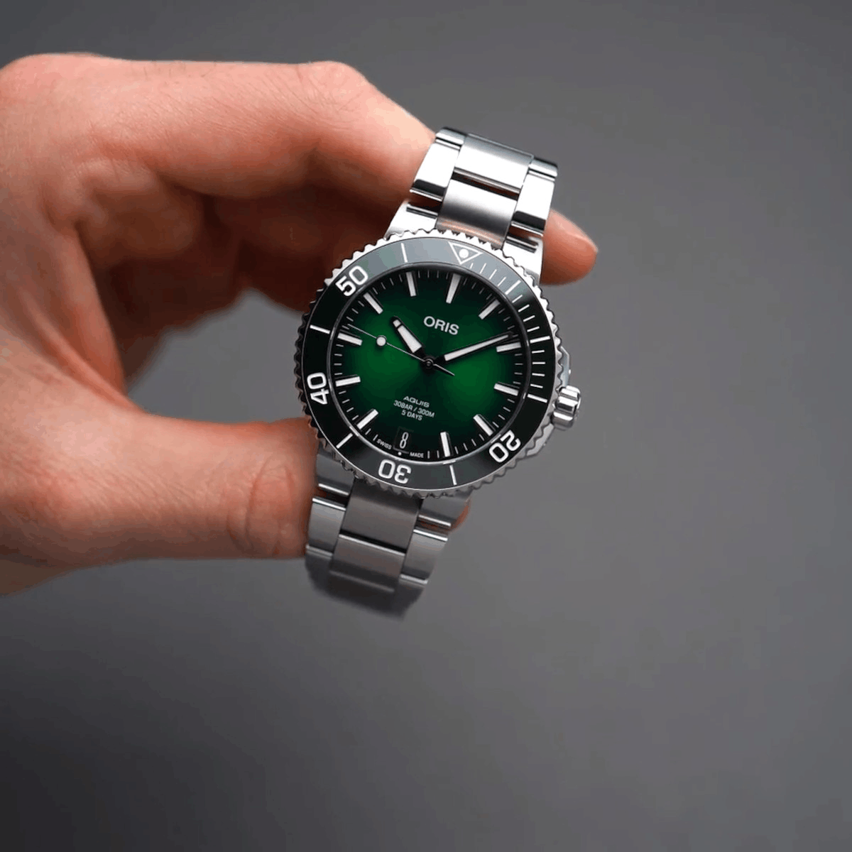 Oris Aquis Date Calibre 400 41,5 CPO Produktbild main 5