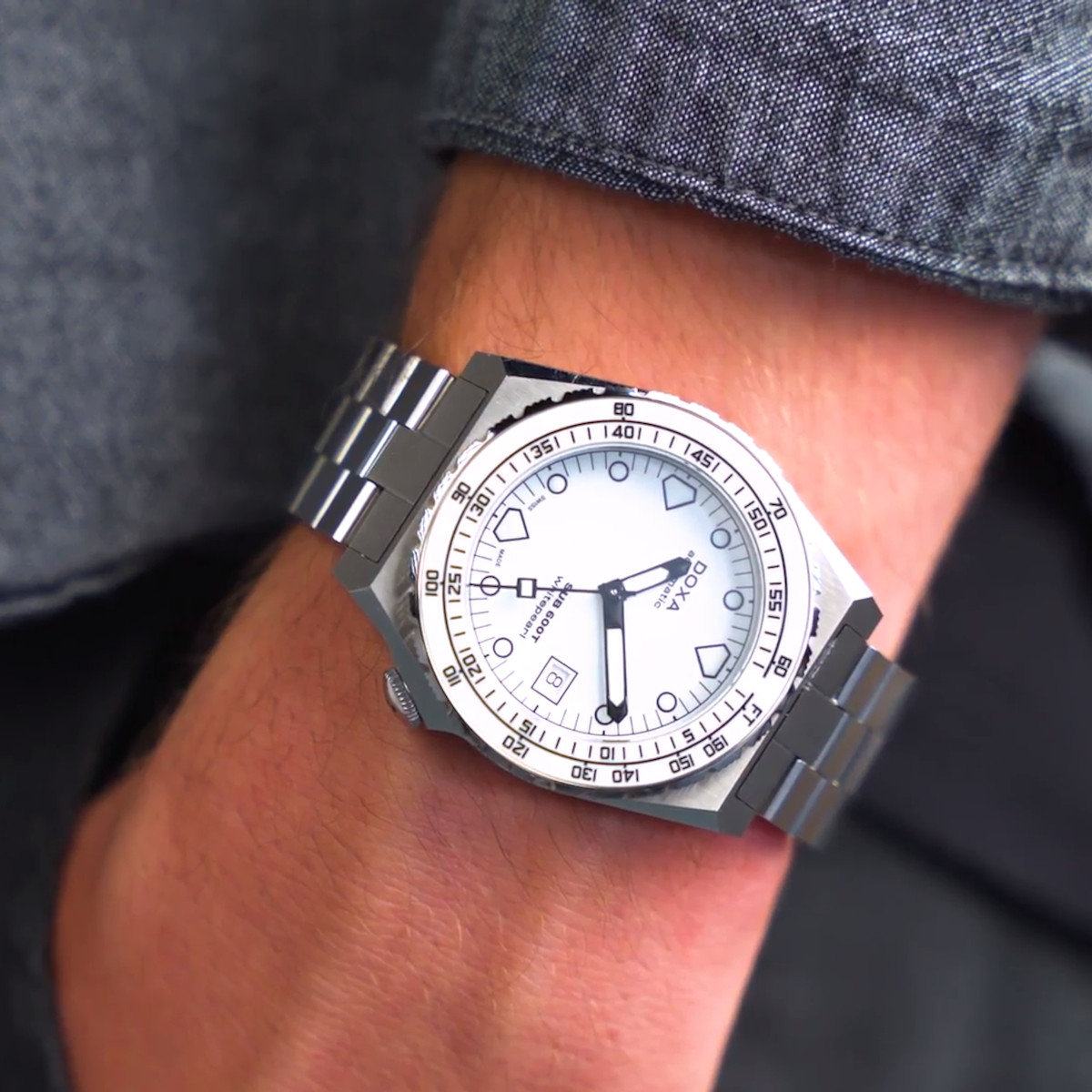 Doxa Sub 600T Whitepearl Produktbild main 2