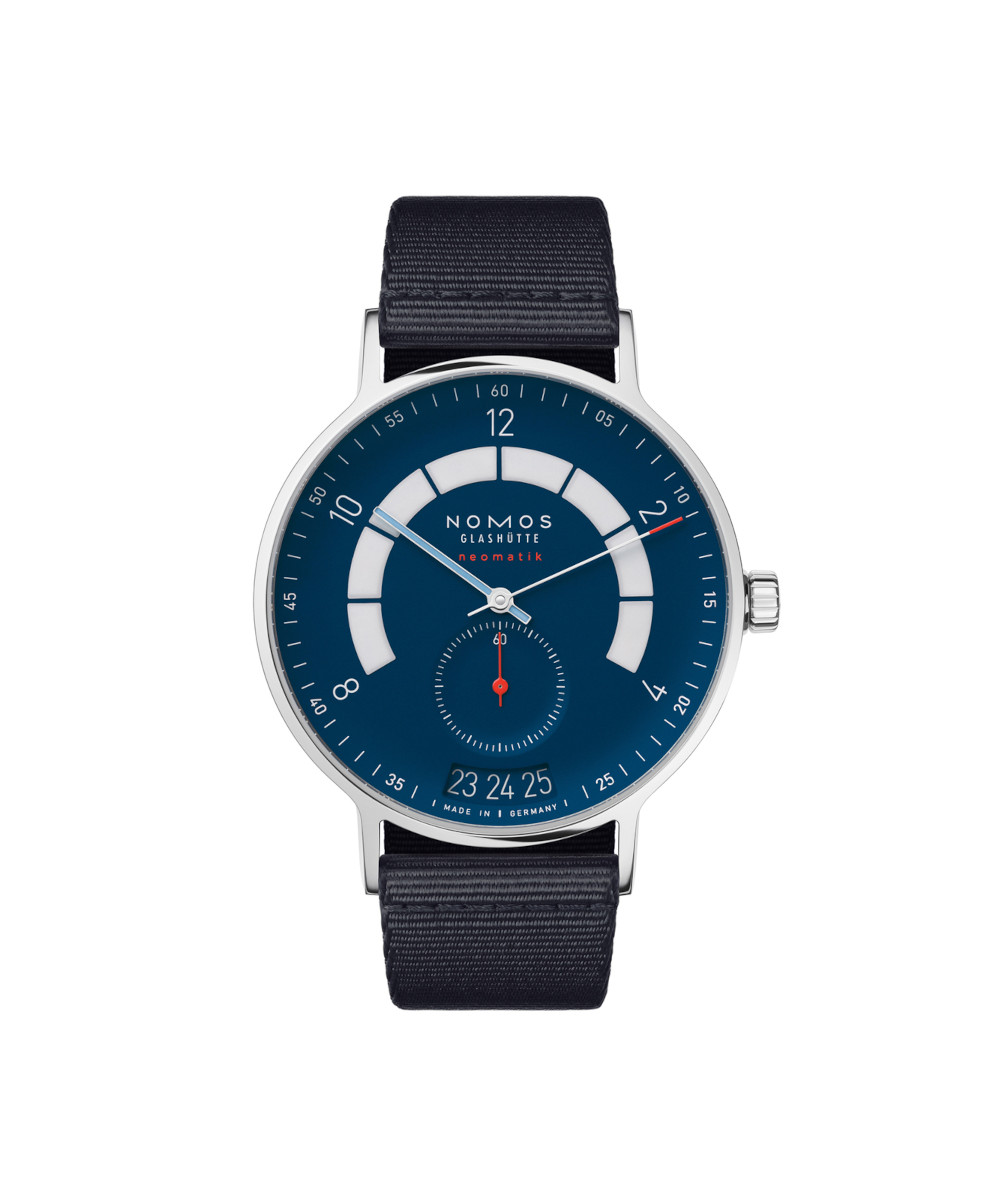 NOMOS Glashütte Autobahn neomatik 41 Datum nachtblau