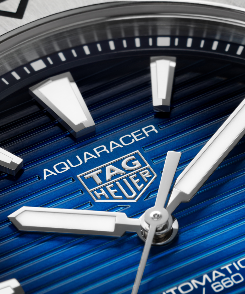 TAG HEUER Aquaracer Professional 200 Date Produktbild main 4