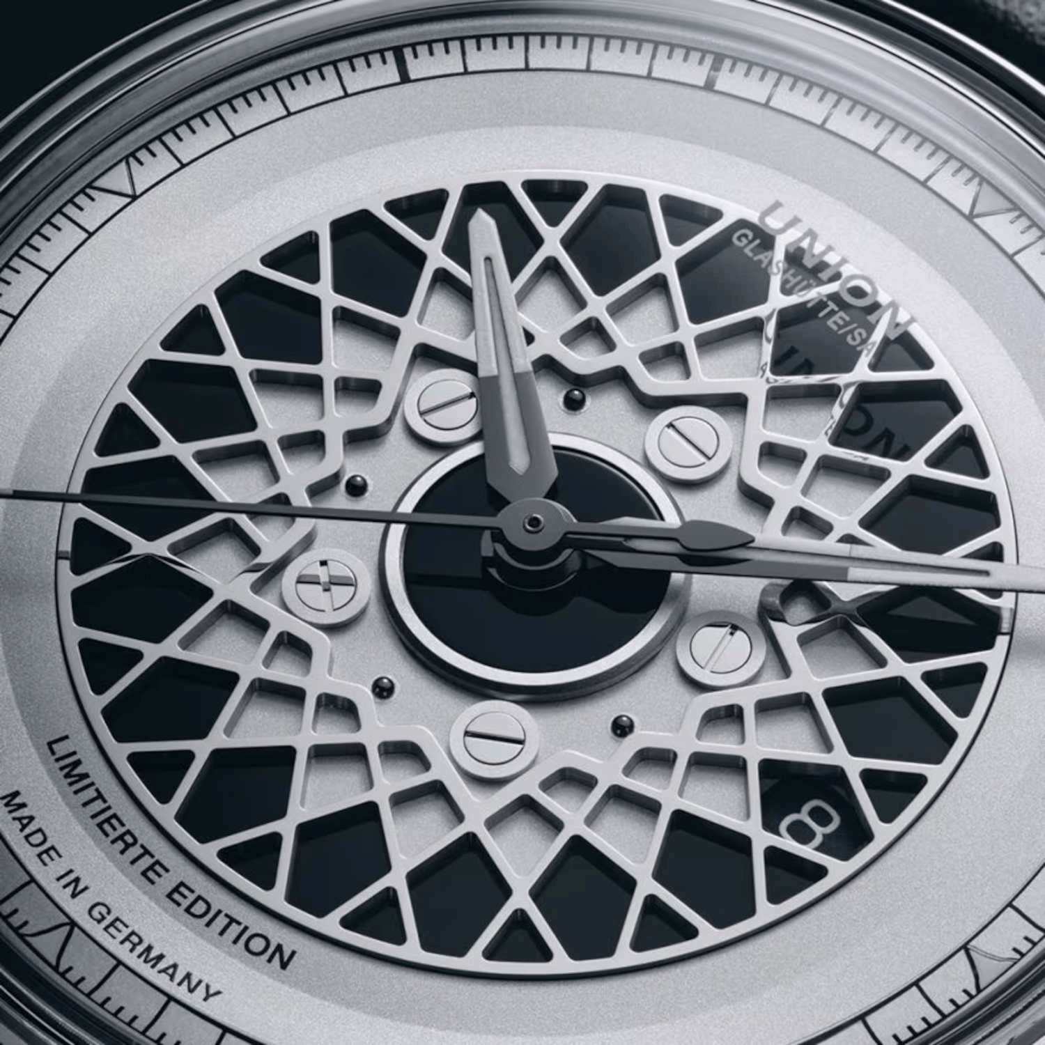 UNION Glashütte Noramis Date Limitierte Edition Deutschland Klassik 2024 Produktbild main 2