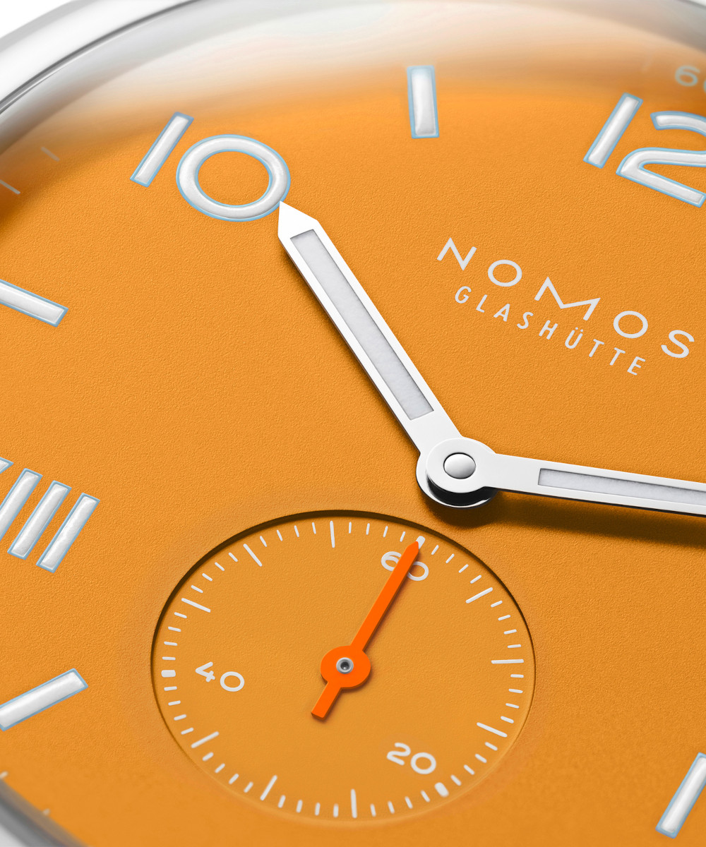 NOMOS Glashütte Club Campus 38 Future Orange Produktbild main 2