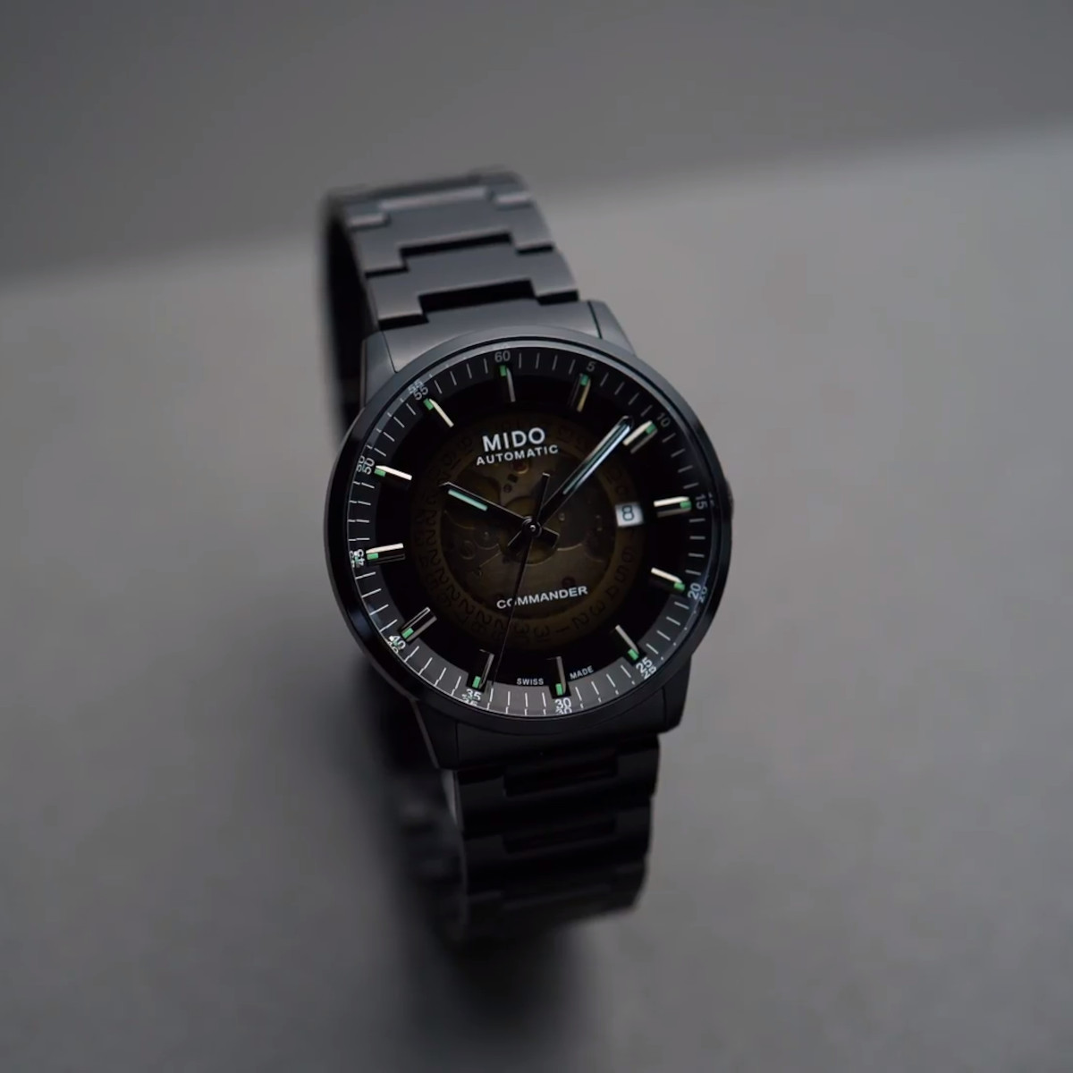 Mido Commander Gradient Produktbild main 4