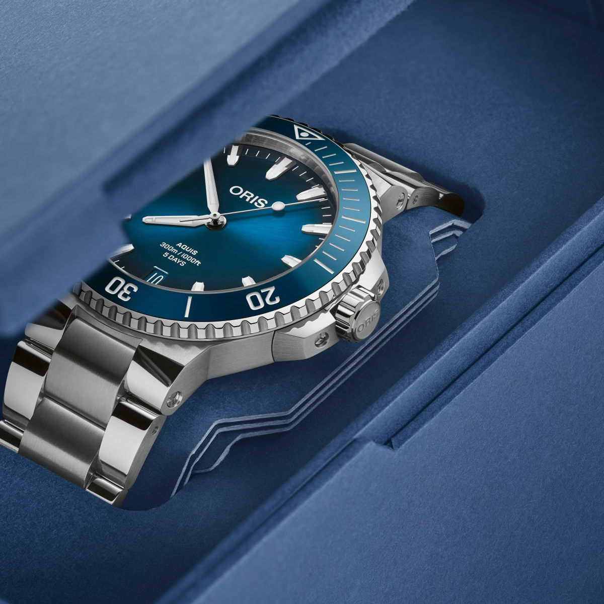 Oris Aquis Date Calibre 400 Produktbild main 3