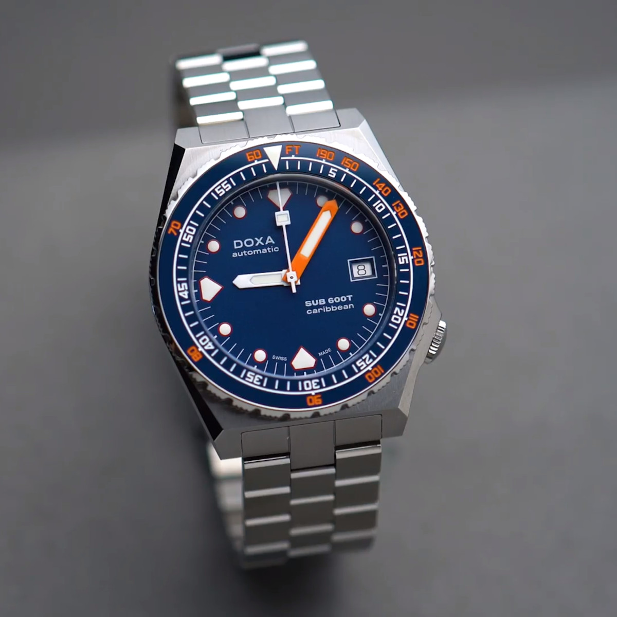 Doxa Sub 600T Caribbean Produktbild main 4