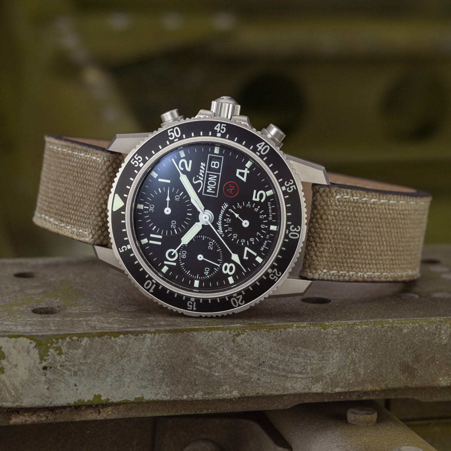 Sinn 103 Ti Ar – Sandfarbenes Canvas-Lederarmband Produktbild main 2