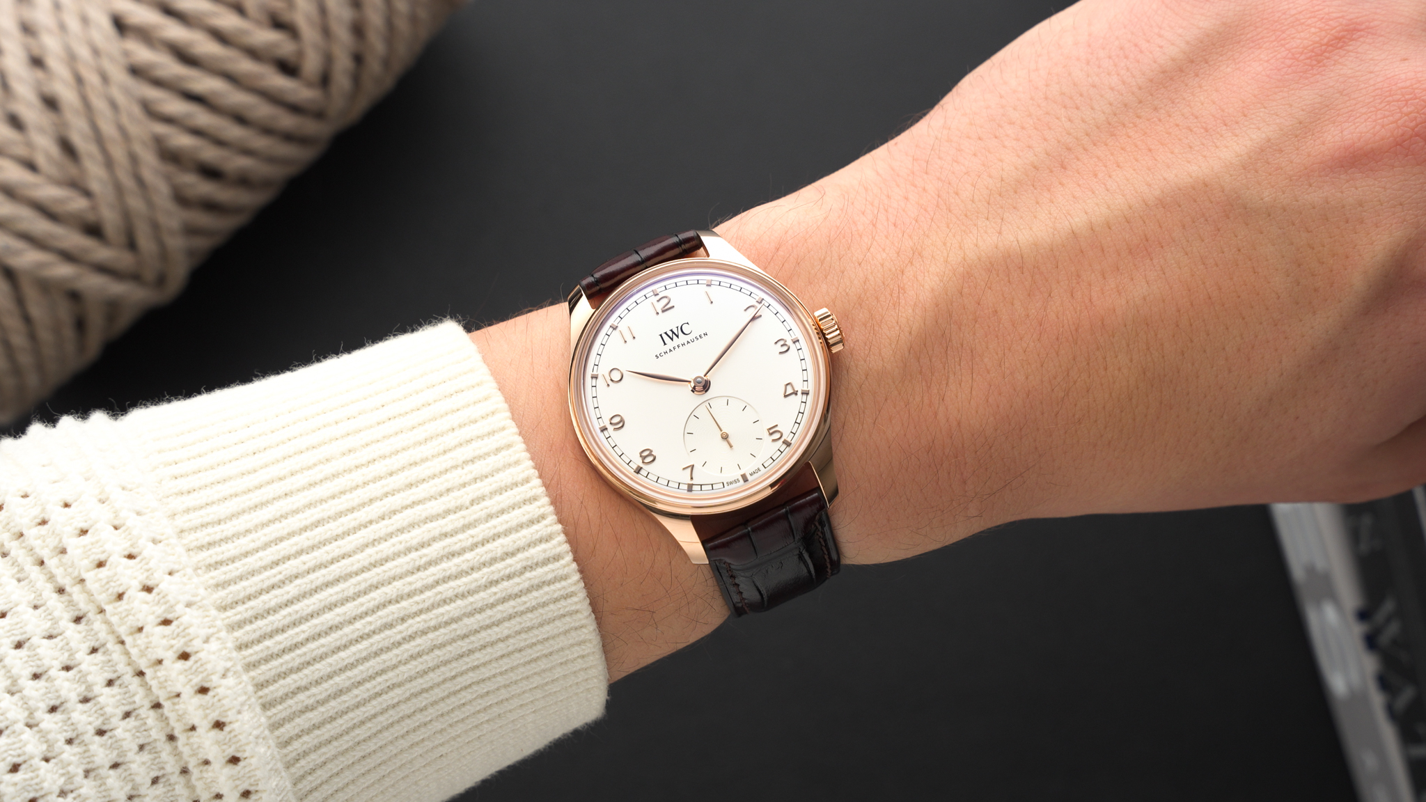 product-gallery-carousel-0