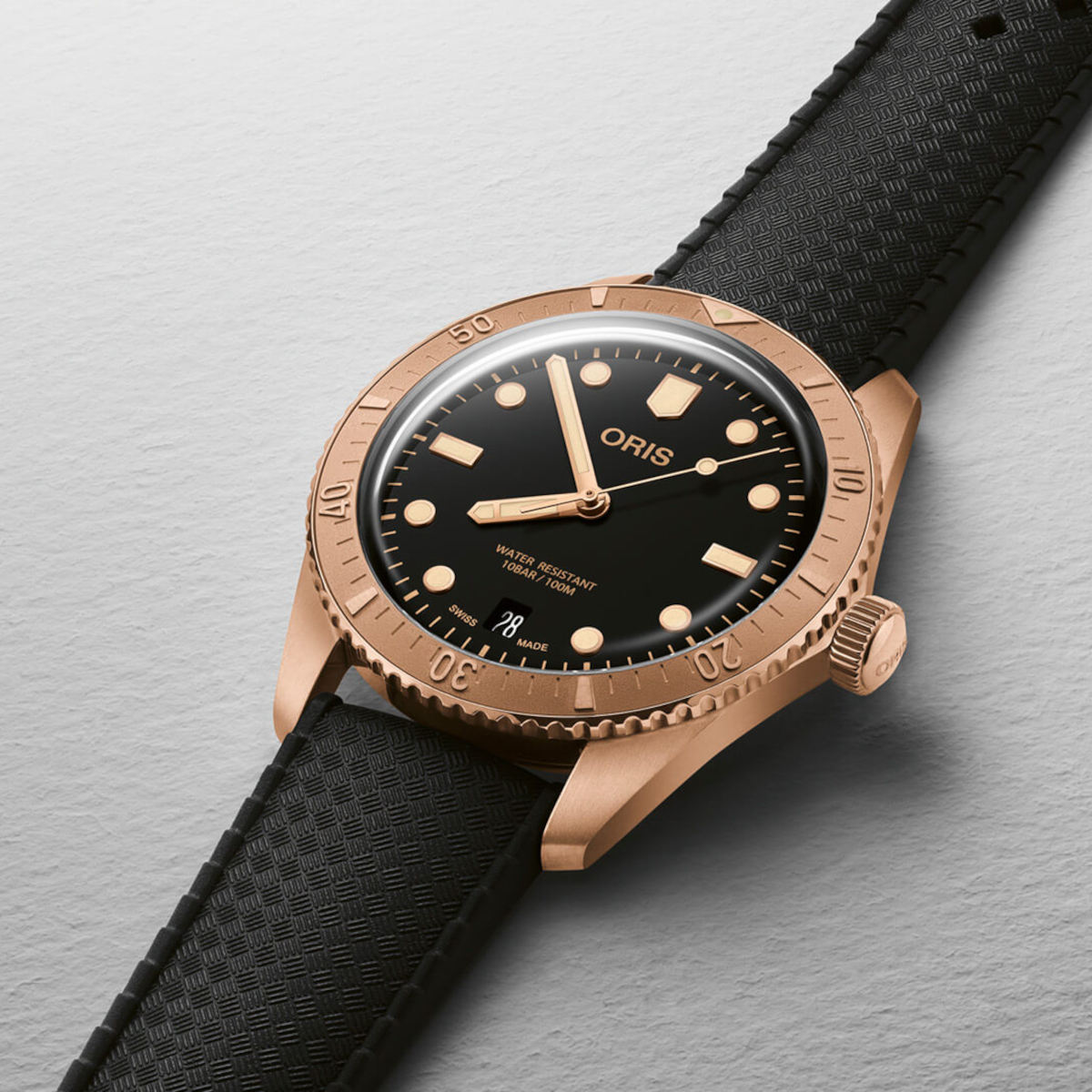Oris Divers Sixty-Five Bronze 38 Produktbild main 1