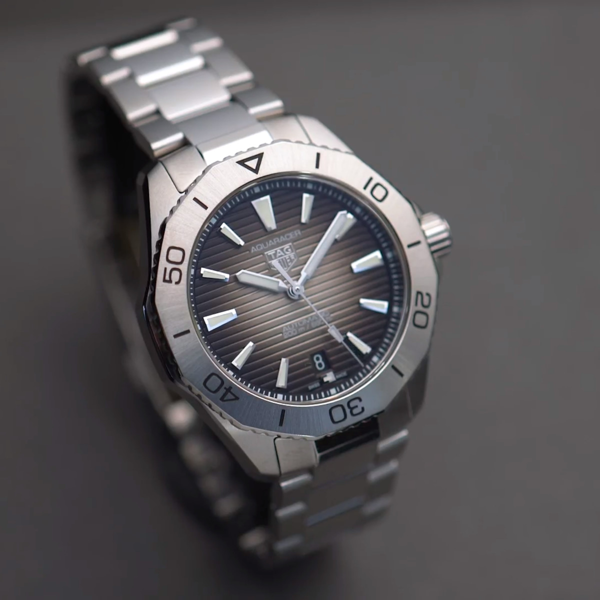 TAG HEUER Aquaracer Professional 200 Date Produktbild main 5