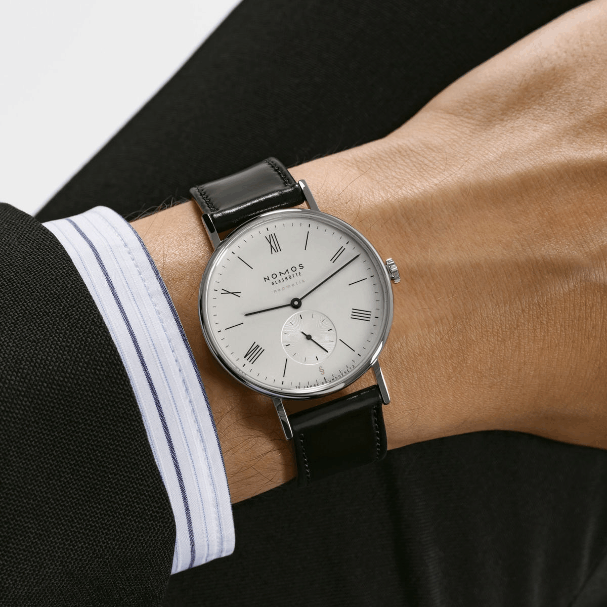 NOMOS Glashütte Ludwig Neomatik 39 - 75 Jahre Grundgesetz Limited Edition Produktbild main 1