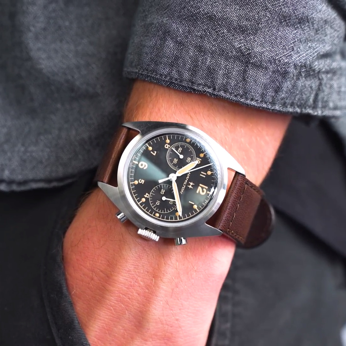 Hamilton Khaki Aviation Pioneer Mechanical Chrono Produktbild main 2