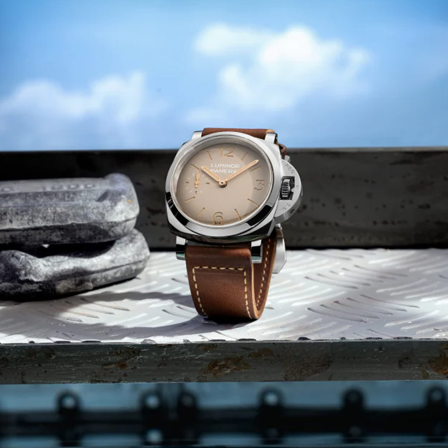 Panerai Luminor Produktbild main 4