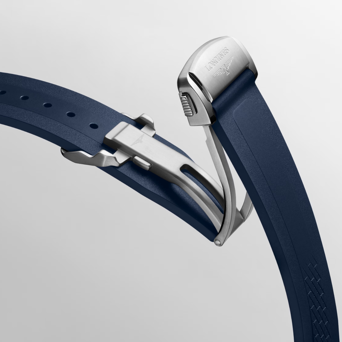 Longines Conquest Produktbild main 4