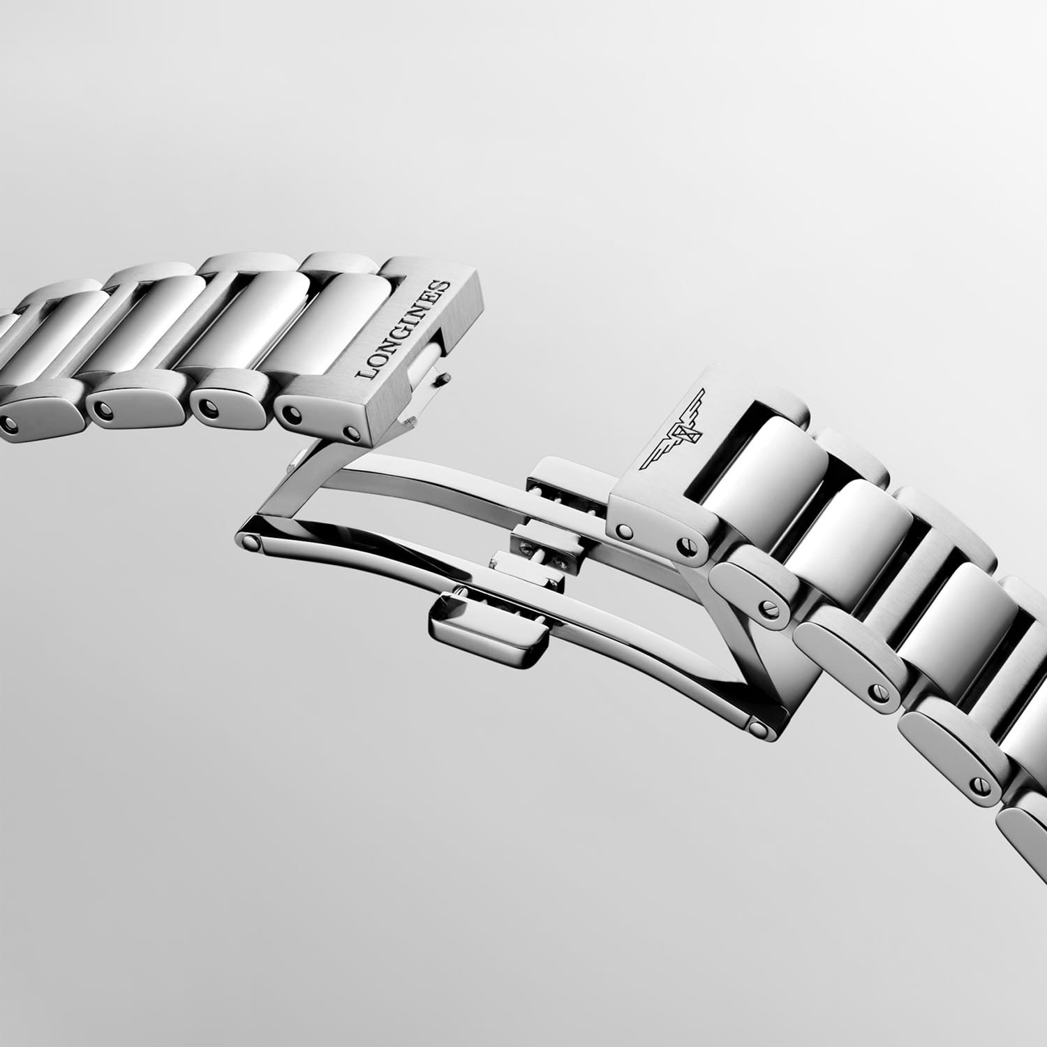 Longines Conquest Produktbild main 6