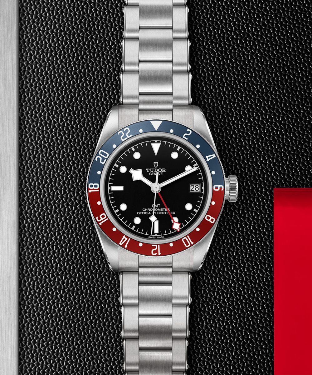 TUDOR Black Bay GMT Produktbild main 3