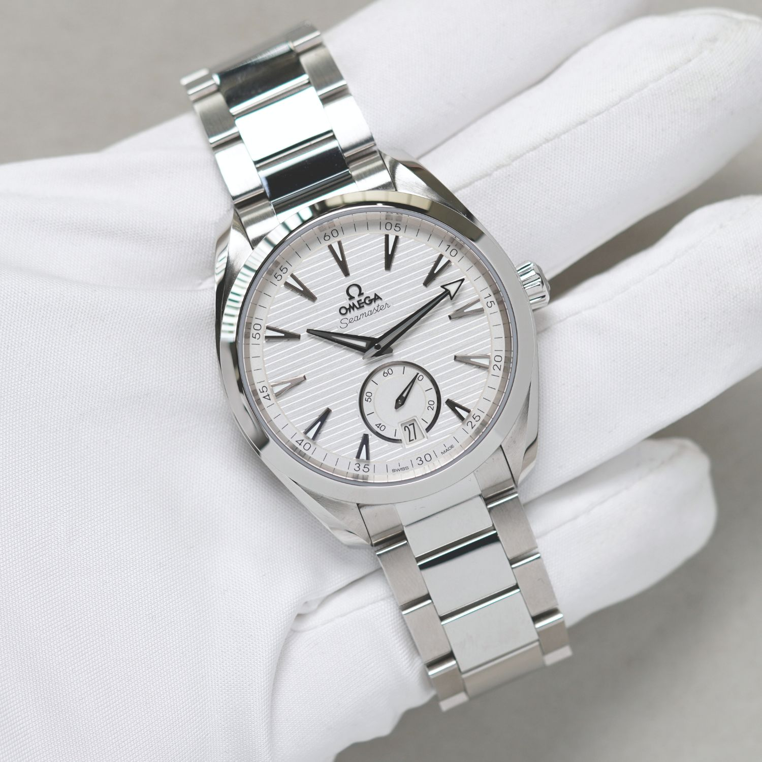 OMEGA Seamaster Aqua Terra Small Seconds 41 CPO2 Produktbild main 4