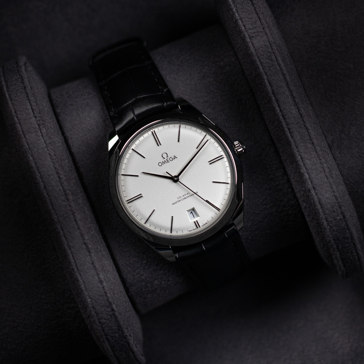 OMEGA De Ville Trésor 40 Produktbild main 3