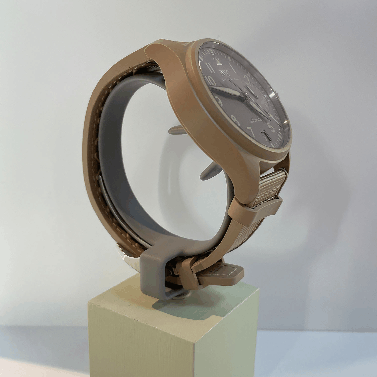 IWC Schaffhausen Big Pilot's Watch Top Gun Edition Mojave Desert CPO Produktbild main 4