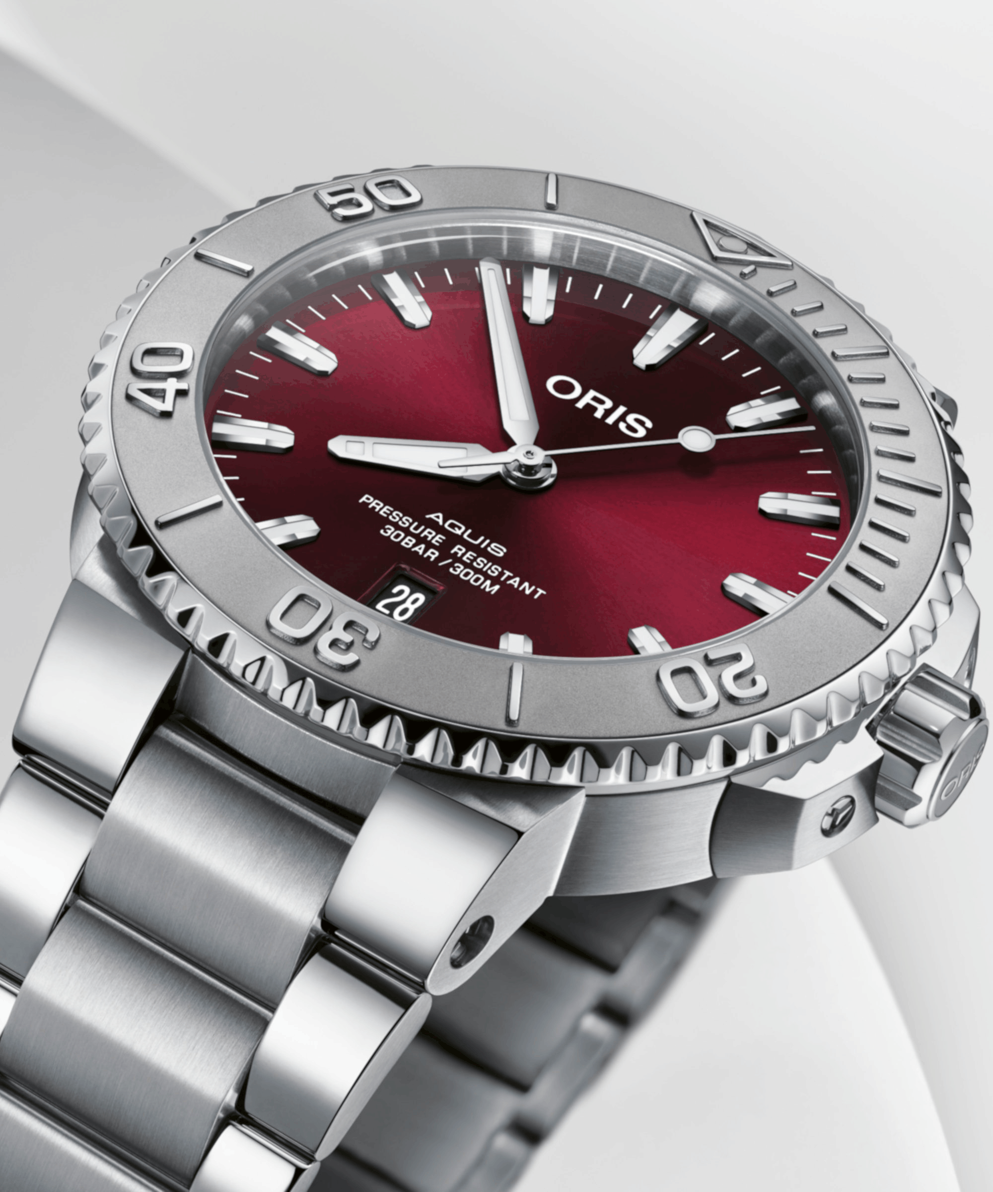 Oris Aquis Date 41,5 CPO Produktbild main 1