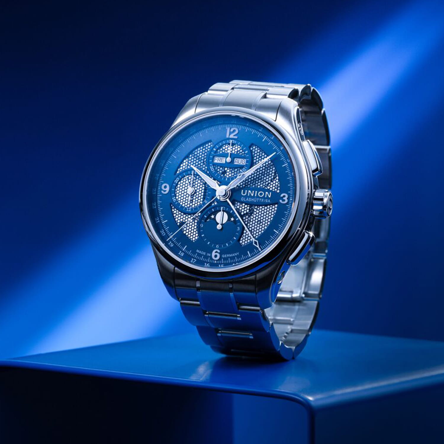 Union Glashütte Belisar Chronograph Mondphase Produktbild main 3