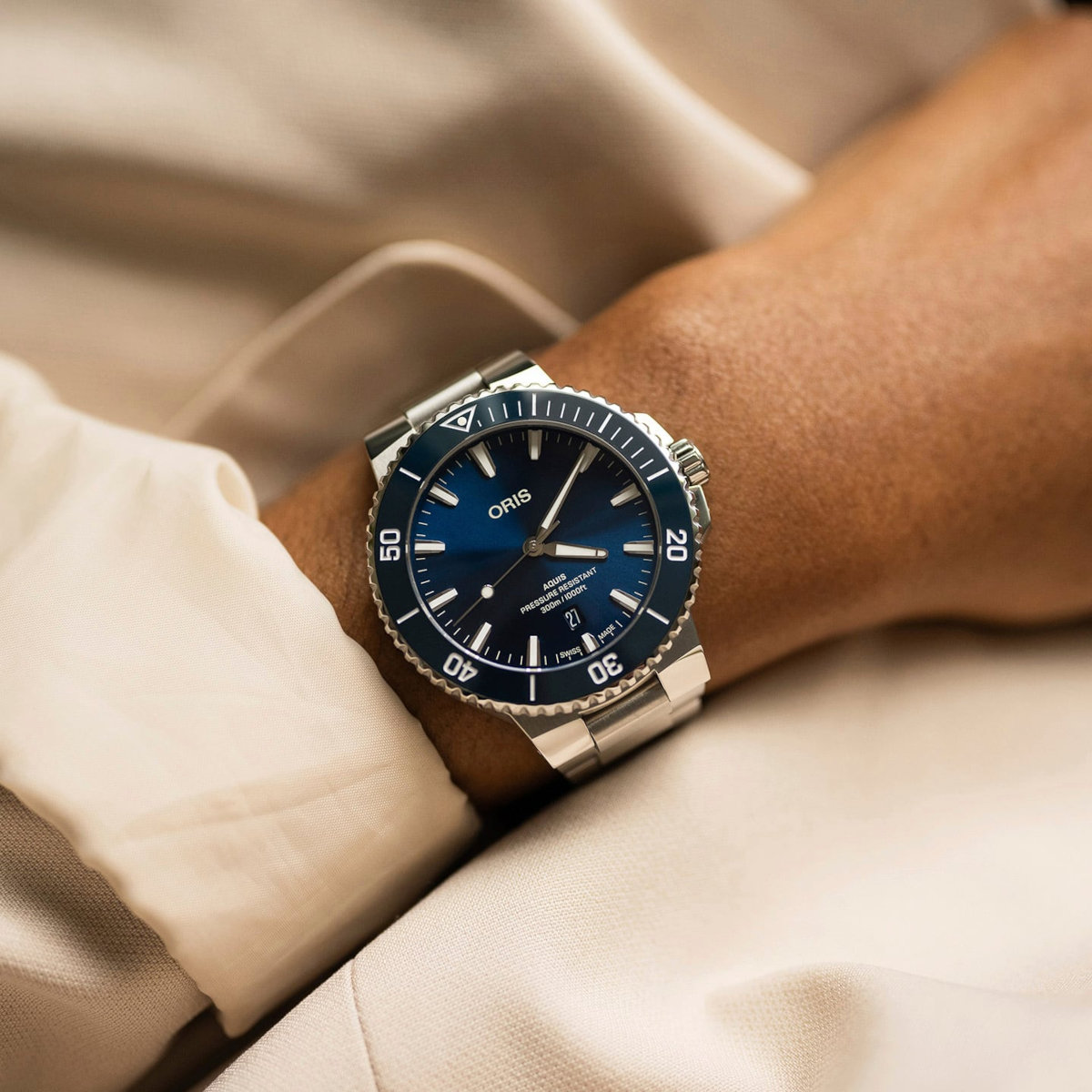 Oris Aquis Date Produktbild main 1